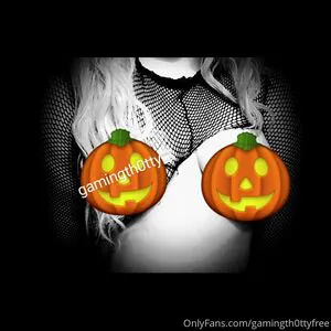 Gamingth0ttyfree OnlyFans Leaked Free Thumbnail Picture - #ckjEHV6Oc4