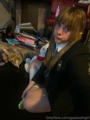 Gaptoothgirl OnlyFans Leaked Free Thumbnail Picture - #ODxzUC9hcP