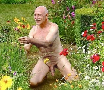 Gardener OnlyFans Leaked Free Thumbnail Picture - #R7Xsx4RIGZ