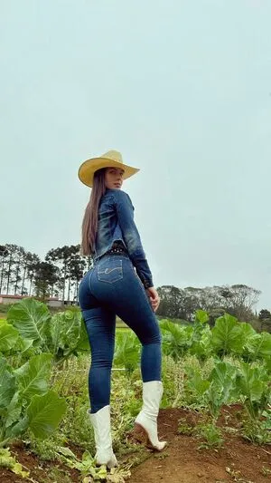 Geandra Bazzanella OnlyFans Leaked Free Thumbnail Picture - #7irBbTcJNA