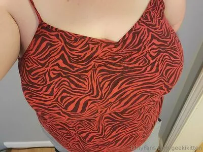 Geekikitten OnlyFans Leaked Free Thumbnail Picture - #7XfFr9GKy4