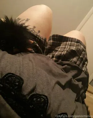 Geekikittenvip OnlyFans Leaked Free Thumbnail Picture - #2Uga8pA3kD
