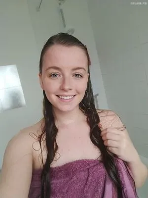 Geeky Library Girl Aka Kitty Rose OnlyFans Leaked Free Thumbnail Picture - #7XWacKskQj