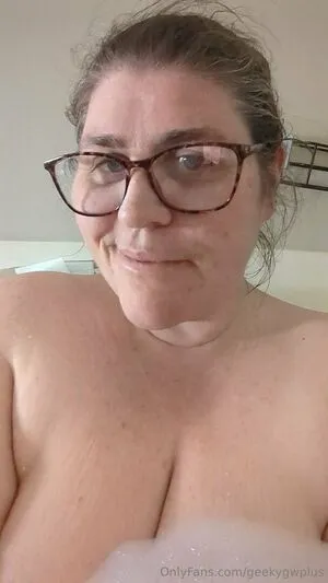 Geekygwplus OnlyFans Leaked Free Thumbnail Picture - #ED7kTK1eWM