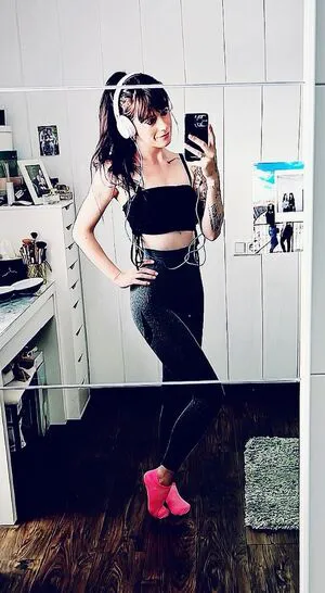 Gelliii93 OnlyFans Leaked Free Thumbnail Picture - #5HqIkDJ9SB