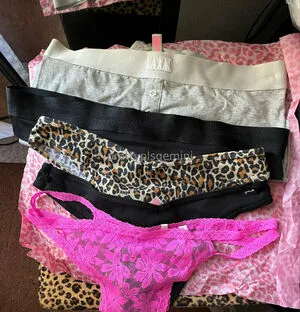 Geminiskyee OnlyFans Leaked Free Thumbnail Picture - #a4xigldTde