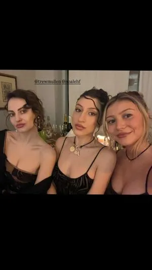 Genevieve Hannelius OnlyFans Leaked Free Thumbnail Picture - #mtMcmuV8I2