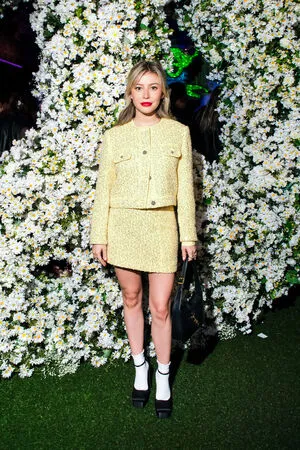 Genevieve Hannelius OnlyFans Leaked Free Thumbnail Picture - #ytWhkaLdJa