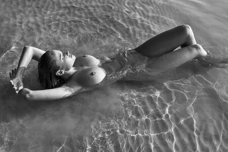 Genevieve Morton OnlyFans Leaked Free Thumbnail Picture - #T1ec0DOU6D