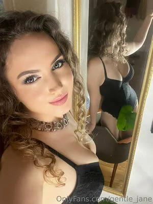 Gentle Jane OnlyFans Leaked Free Thumbnail Picture - #N1bntmfreg