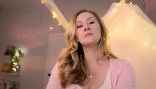 Gentle Whispering Asmr OnlyFans Leaked Free Thumbnail Picture - #usoTF1pDxY