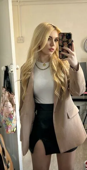 Georgina Jgr Cheekygigi OnlyFans Leaked Free Thumbnail Picture - #mlAIcTEpuq