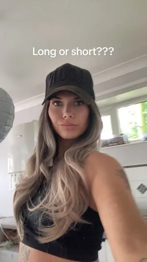 Georgina Lyn Healy OnlyFans Leaked Free Thumbnail Picture - #3GNNLgu4vD