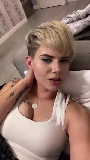 Georgina Lyn Healy OnlyFans Leaked Free Thumbnail Picture - #DNSLxHYv69
