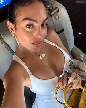Georgina Rodriguez Hernndez OnlyFans Leaked Free Thumbnail Picture - #6tsBwqhLE1