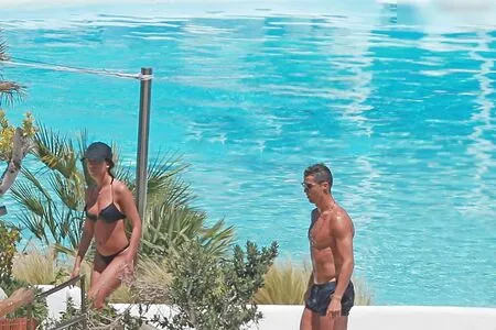 Georgina Rodriguez Hernndez OnlyFans Leaked Free Thumbnail Picture - #IrxDmxE4fi