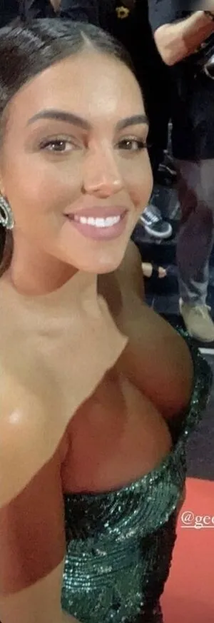 Georgina Rodriguez Hernndez OnlyFans Leaked Free Thumbnail Picture - #RVqEi2BWxz