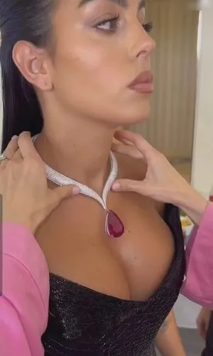 Georgina Rodriguez Hernndez OnlyFans Leaked Free Thumbnail Picture - #ZUxZGAVXCF