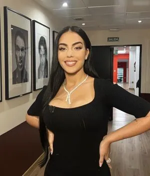 Georgina Rodriguez Hernndez OnlyFans Leaked Free Thumbnail Picture - #qDpi1sK8zc