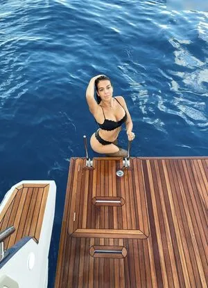 Georgina Rodriguez Hernndez OnlyFans Leaked Free Thumbnail Picture - #s1oulFIQO6