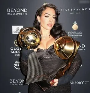 Georgina Rodriguez Hernndez OnlyFans Leaked Free Thumbnail Picture - #x0ZCD4pwxu