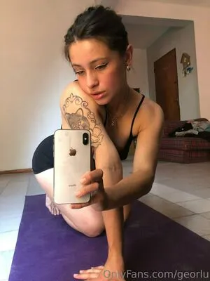 Georlu OnlyFans Leaked Free Thumbnail Picture - #4kySEpWGhG