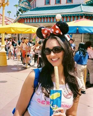 Geraldine Viswanathan OnlyFans Leaked Free Thumbnail Picture - #TTwChC2kD0