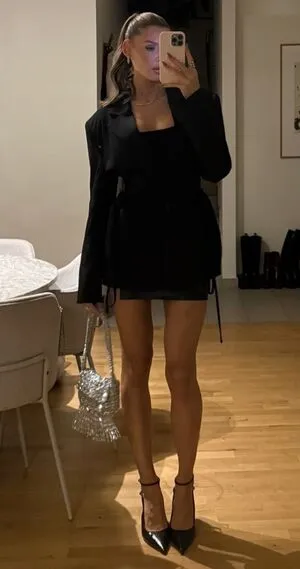 Gerda Lewis OnlyFans Leaked Free Thumbnail Picture - #2csuEdzBKQ