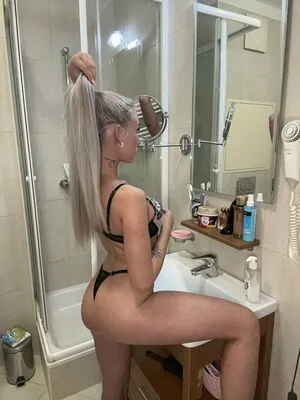 Gergye Krisztina Gergye Krisztina Chris Tine19 OnlyFans Leaked Free Thumbnail Picture - #UzcNQ6Lalg