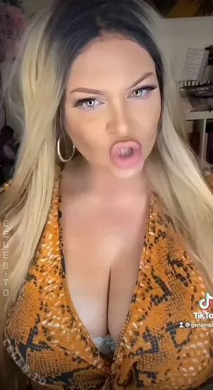 Geri Amazon OnlyFans Leaked Free Thumbnail Picture - #brarwbt0Uw