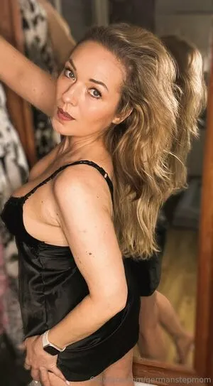 Germanstepmom OnlyFans Leaked Free Thumbnail Picture - #tpSMXpdkun