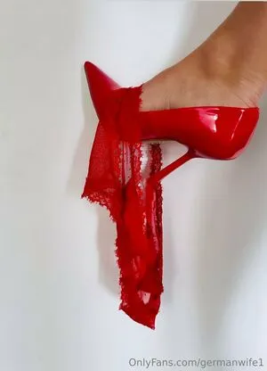 Germanwife1 OnlyFans Leaked Free Thumbnail Picture - #0kwiglNX4y