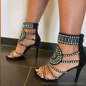 Germanwife1 OnlyFans Leaked Free Thumbnail Picture - #29MpbwKTSe