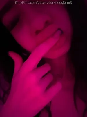 Getonyourkneesform3 OnlyFans Leaked Free Thumbnail Picture - #1AQ5YT6dNS