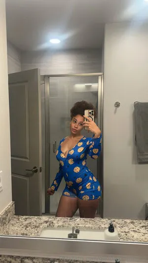 Getthickywithessi OnlyFans Leaked Free Thumbnail Picture - #61p68hn6FM