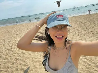 Ggoldenbee OnlyFans Leaked Free Thumbnail Picture - #d1RafF3Hi1