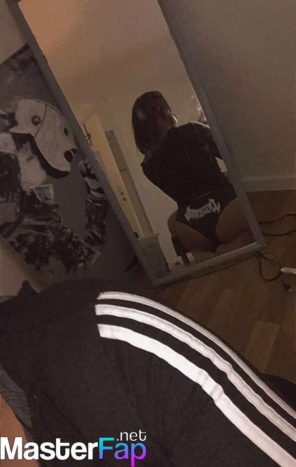 ghost_grl