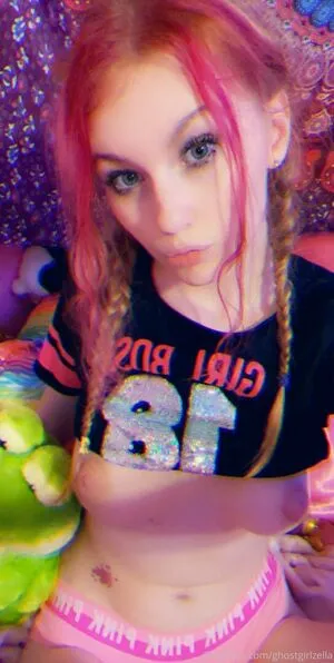 Ghostgirlholliestar OnlyFans Leaked Free Thumbnail Picture - #sl4MUl5bFN