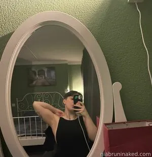 Giabruni OnlyFans Leaked Free Thumbnail Picture - #4GA1Heru3I
