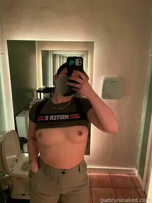 Giabruni OnlyFans Leaked Free Thumbnail Picture - #IGmbBGNzl8