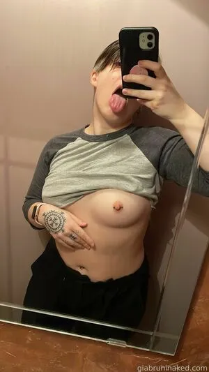 Giabruni OnlyFans Leaked Free Thumbnail Picture - #afBZS7uqpi