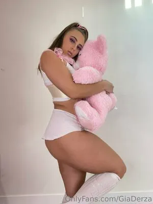 Giaderza OnlyFans Leaked Free Thumbnail Picture - #01VYkC4lan
