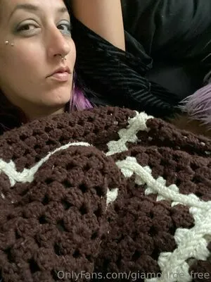 Giamonroe11 Free OnlyFans Leaked Free Thumbnail Picture - #4mGXc3yNcC