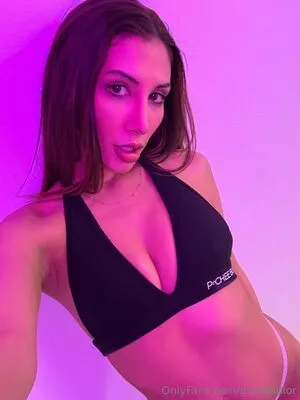 Gianna Dior OnlyFans Leaked Free Thumbnail Picture - #VdzBOmDpck