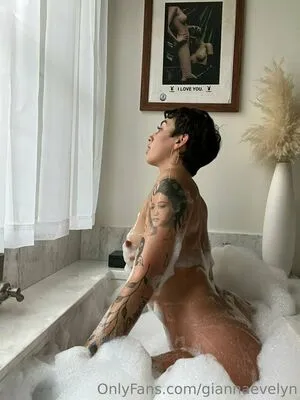 Gianna Evelyn OnlyFans Leaked Free Thumbnail Picture - #cIO2vjO1ah