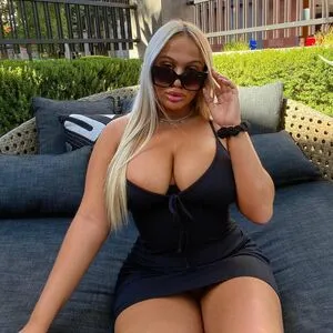 Gianna Malave OnlyFans Leaked Free Thumbnail Picture - #8x52z1CNEf