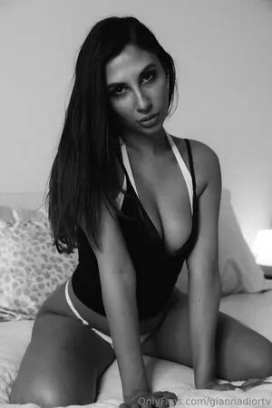 Giannadiortv OnlyFans Leaked Free Thumbnail Picture - #BGhykdSEHI