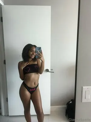 Giannaspadeppv OnlyFans Leaked Free Thumbnail Picture - #eXxK4EA4Xc