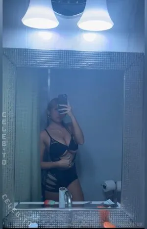 Giannawhitexo OnlyFans Leaked Free Thumbnail Picture - #CrvErG5tm3