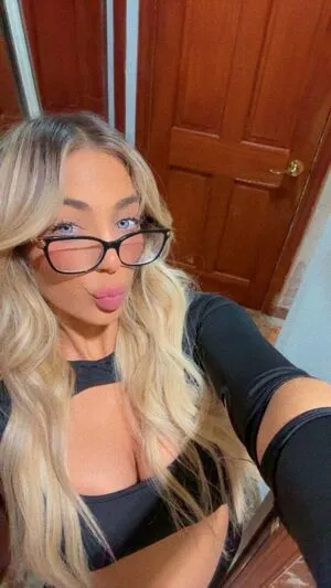 Giannaxtaylor OnlyFans Leaked Free Thumbnail Picture - #v3FceSIokG